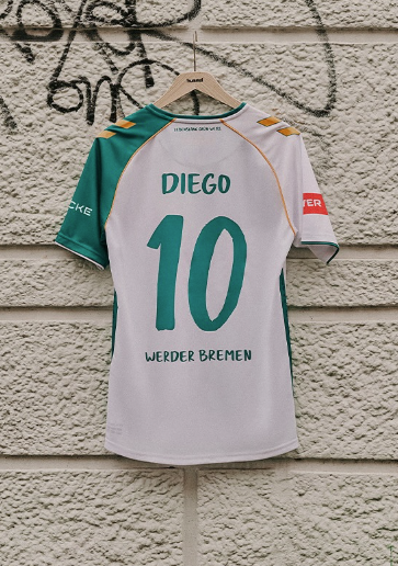 Clube alemão lança camisa especial em homenagem a Diego Ribas; veja