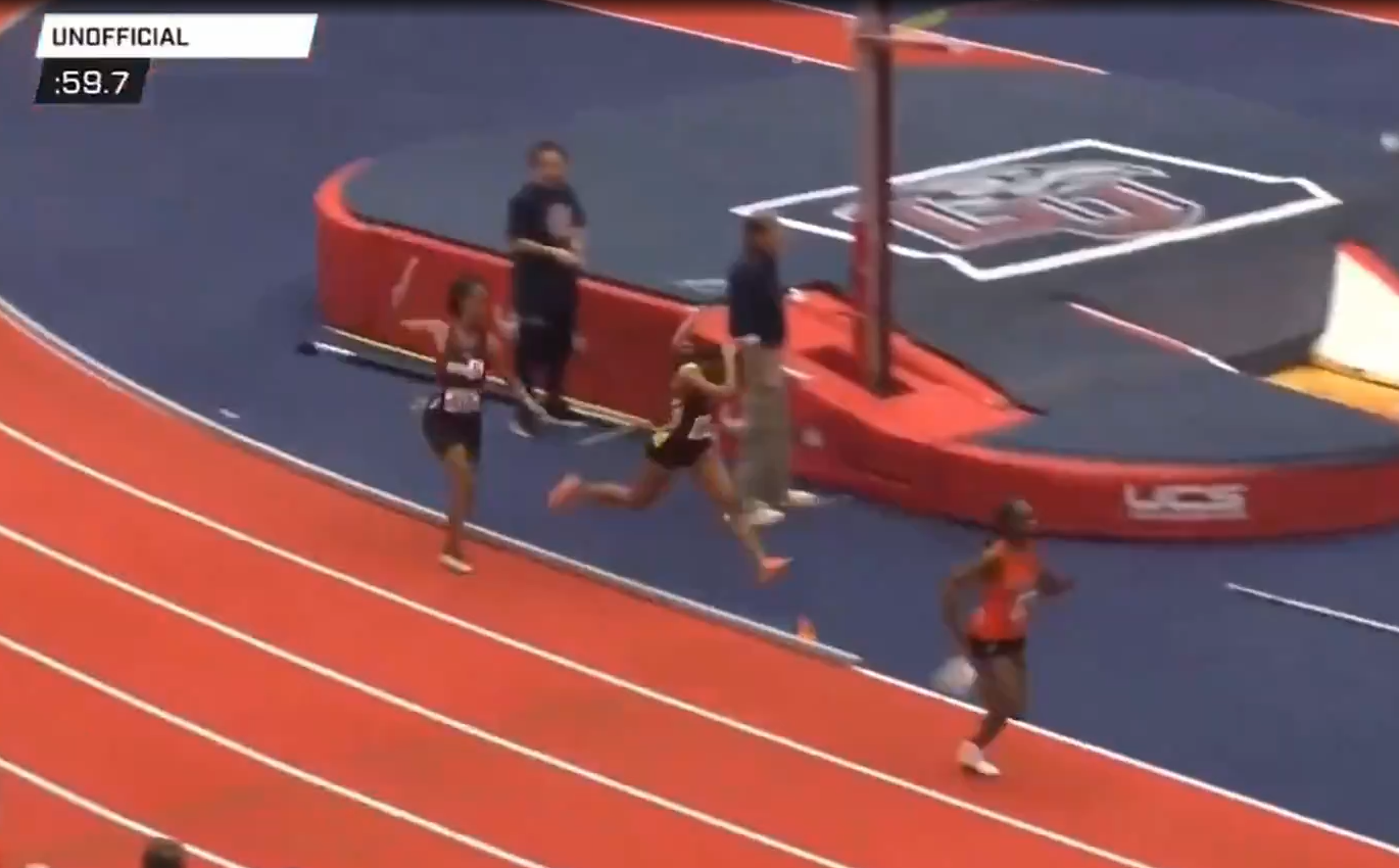 Atleta é agredida por adversária em prova de atletismo nos EUA ; veja vídeo