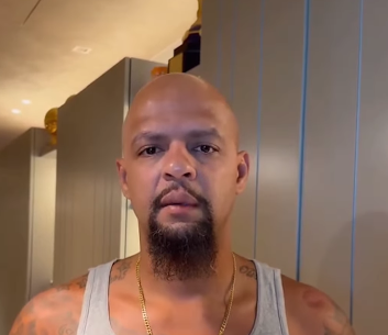 Comentarista da Globo desabafa após caso de racismo em jogo do Palmeiras e faz pedido