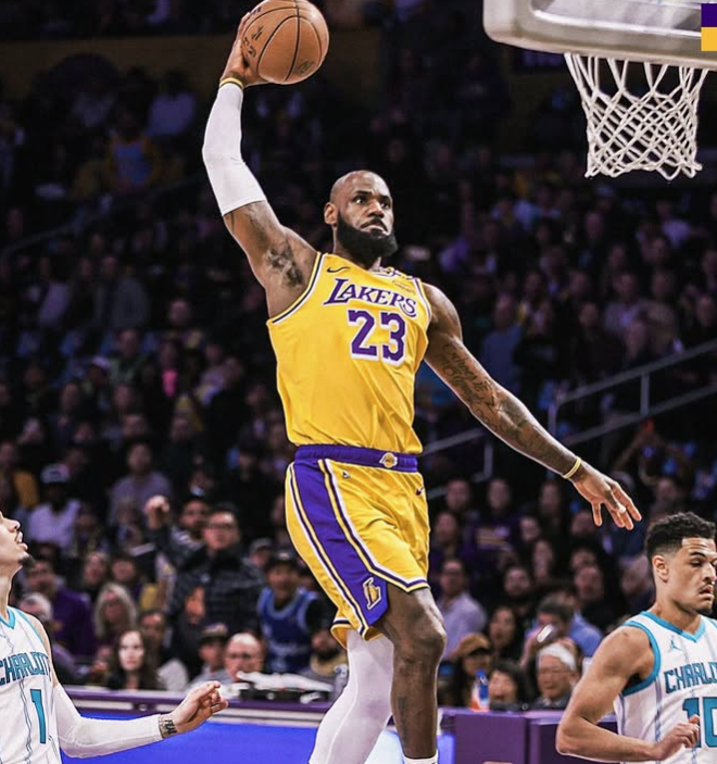LeBron James dá bronca em comentarista após falas sobre filho