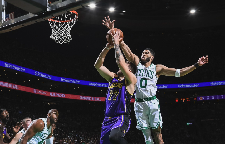 Celtics superam Lakers e encerram sequência de vitórias do rival na NBA
