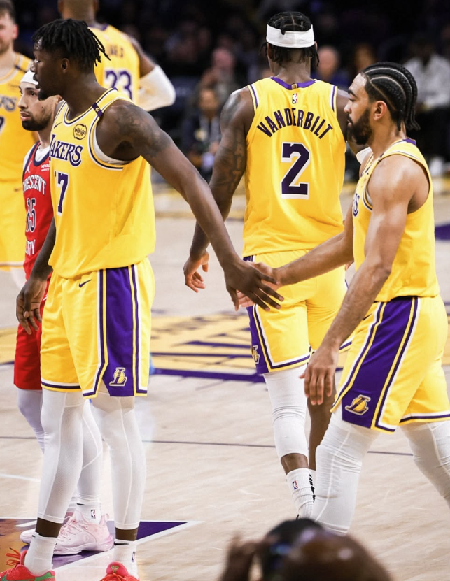 Bucks x Lakers: horário e onde assistir ao vivo pela NBA