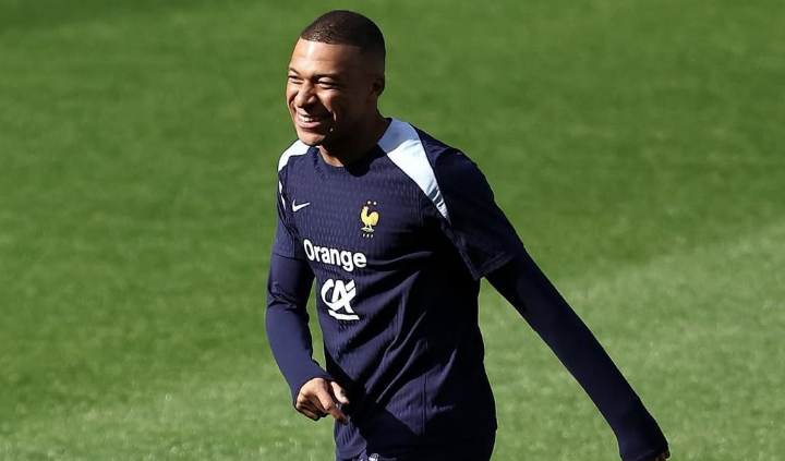 Mbappé volta à Seleção Francesa em convocação para quartas da Liga das Nações