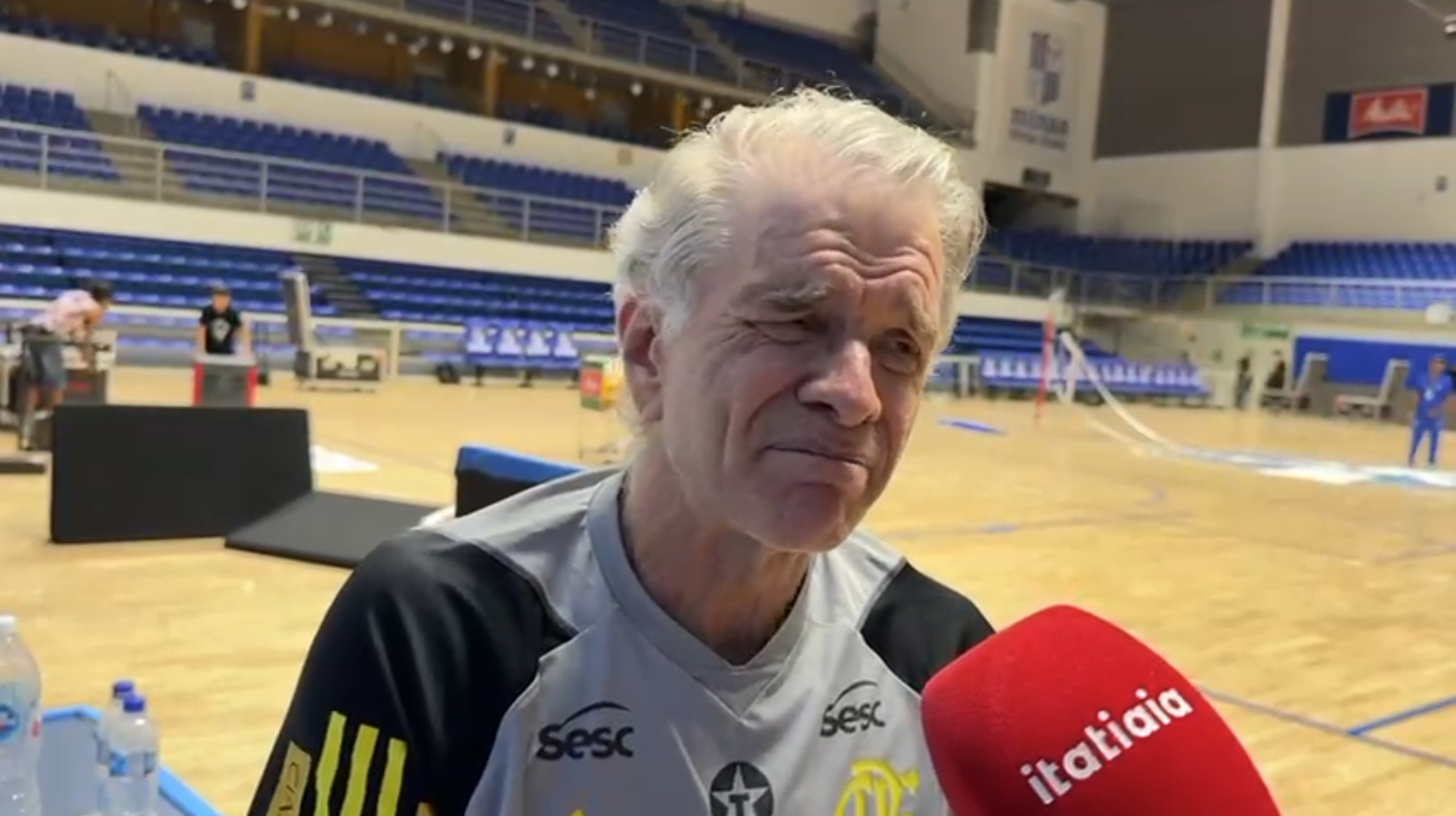Vôlei: Bernardinho, do Sesc Flamengo, manda recado sobre mercado e especulações