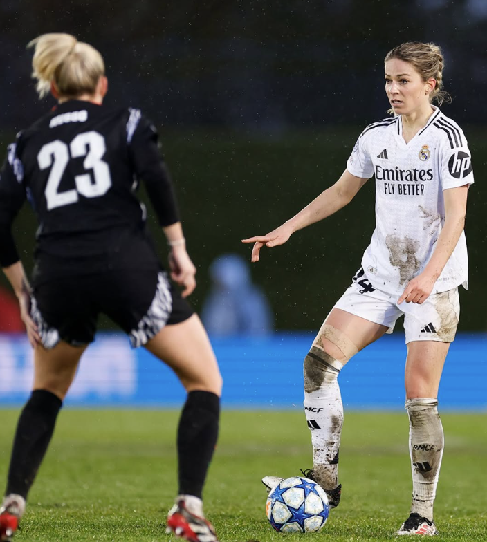 Real Madrid vence Arsenal e abre vantagem nas quartas da Champions League feminina