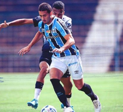 Com um a menos, Corinthians busca empate com Grêmio pelo Brasileiro Sub-20