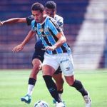 Com um a menos, Corinthians busca empate com Grêmio pelo Brasileiro Sub-20