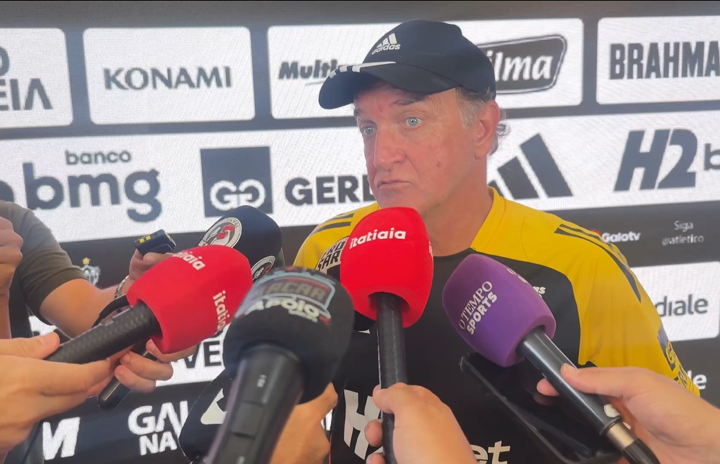 Cuca fala sobre adaptação e revela plano para jovens reforços do Atlético