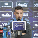 Técnico da Seleção Argentina se pronuncia sobre declarações de Raphinha