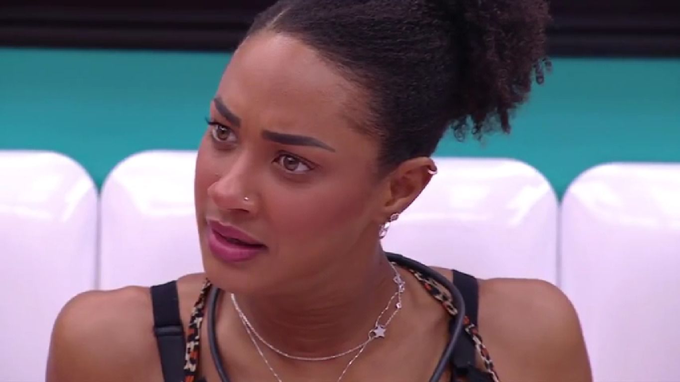 BBB 25: Aline enfrenta Daniele e pede mudança no Paredão: 'no lugar de Maike'