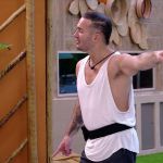 No Paredão, Diego faz promessa se permanecer no BBB 25: 'maior que a dela'