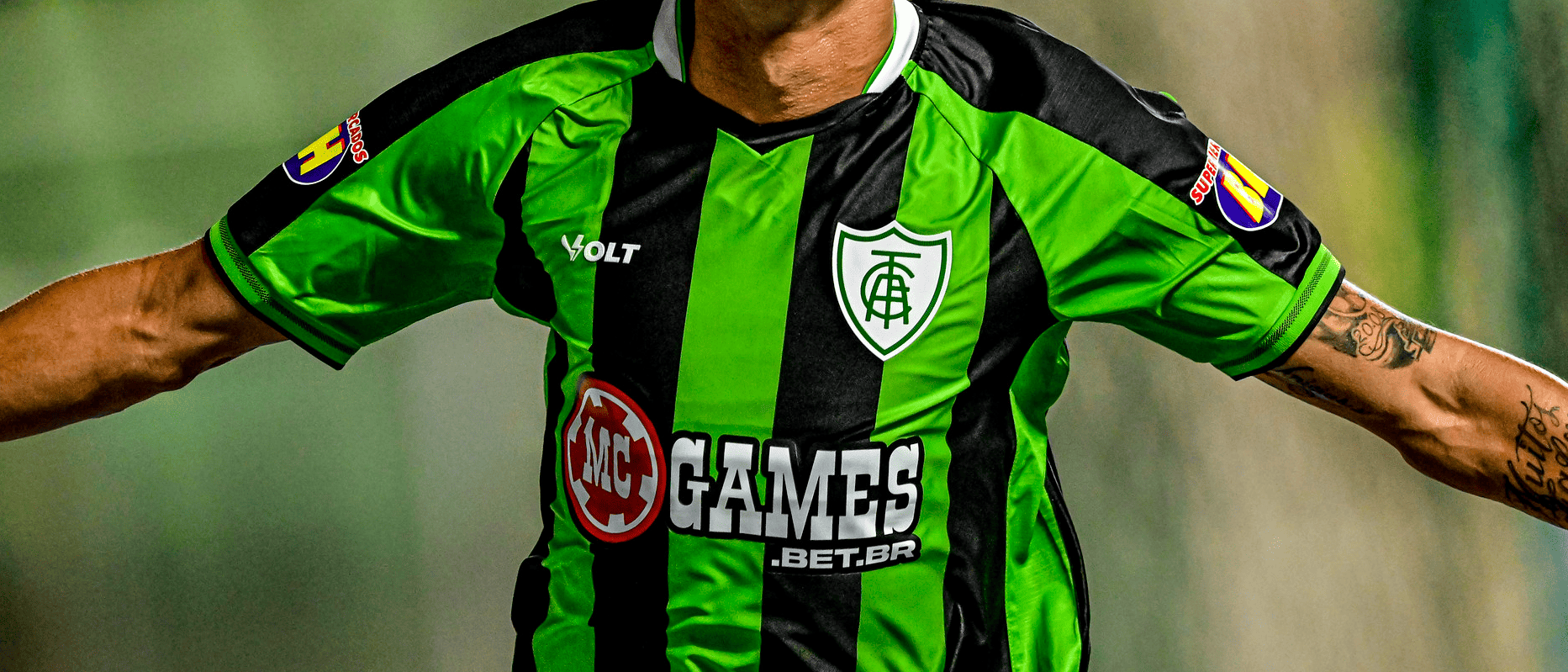 América define planos de lançamento dos novos uniformes para 2025