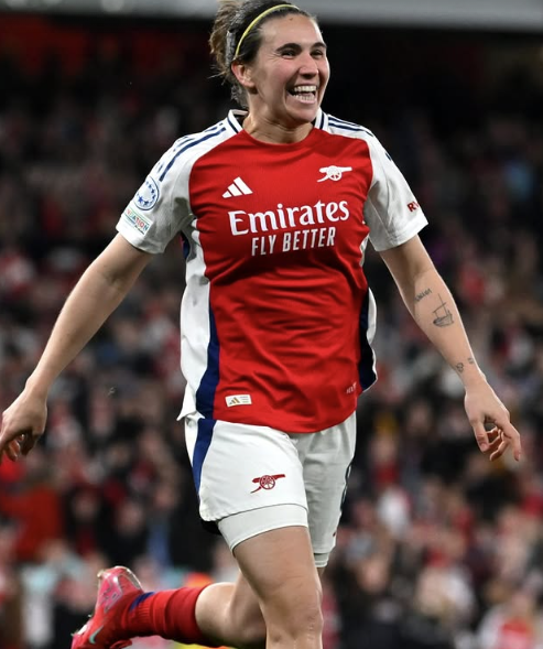 Arsenal vira sobre Real Madrid e avança à semifinal da Champions League Feminina