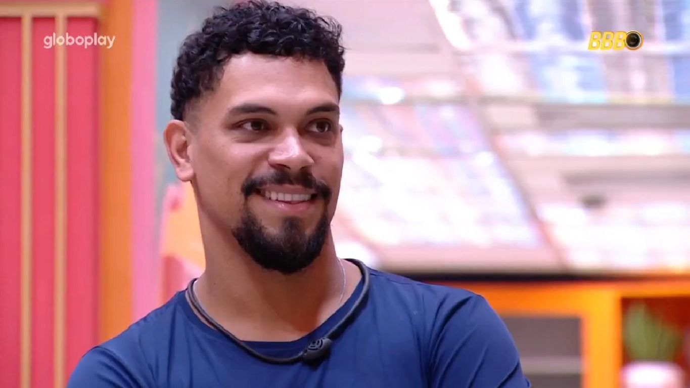 Após BBB 25, Vinícius recebe elogio de Taís Araujo e tieta Bella Campos