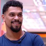 Aline reaparece no BBB 25 e Vinícius reage: 'que saudade'
