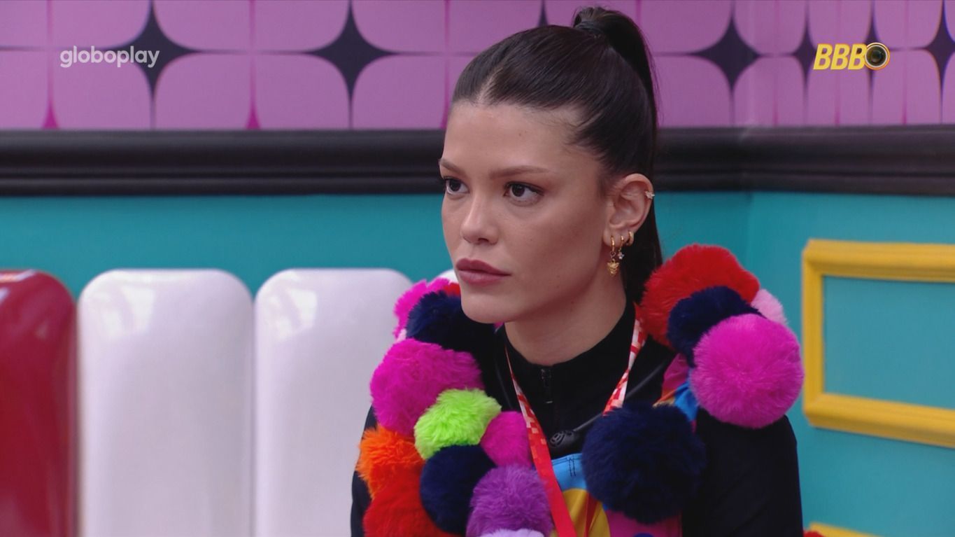 Vinícius avisa Vitória que ela pode ser punida pela produção no BBB 25
