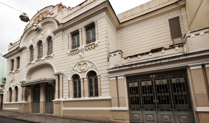 Theatro Capitólio terá apresentação de teatro gratuita neste domingo