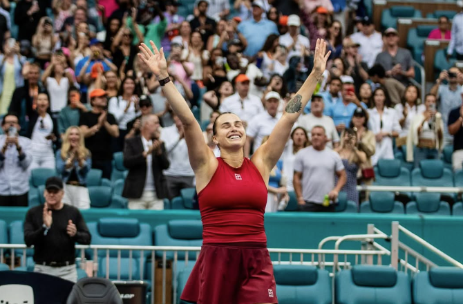 Sabalenka vence Pegula e conquista WTA 1000 de Miami pela primeira vez