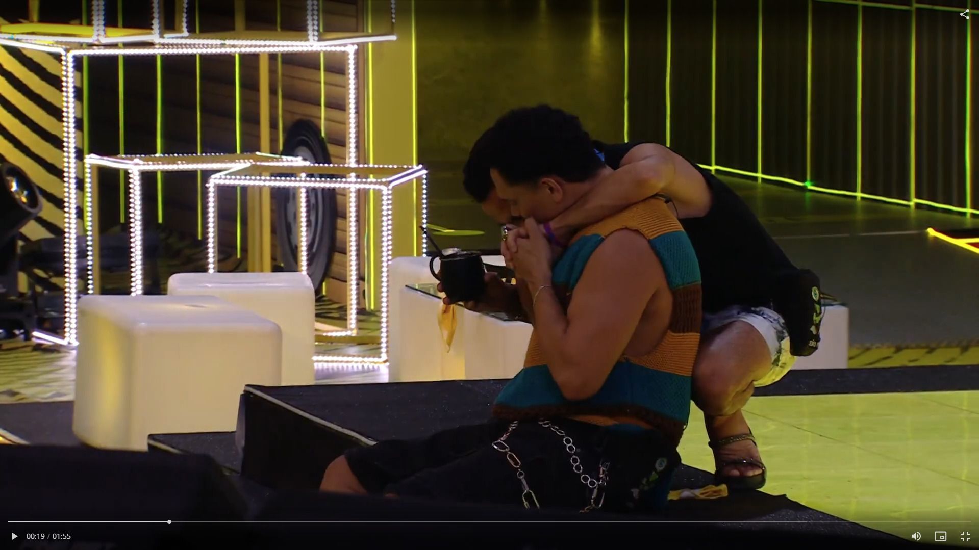 João Pedro se declara a Vinícius e rebaixa Eva, Renata e Vilma no BBB 25