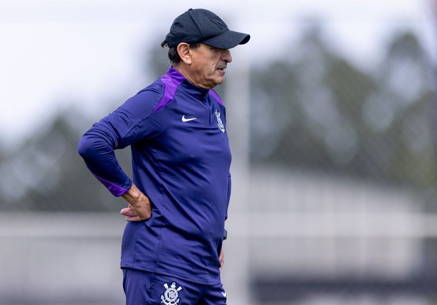 Escalação do Corinthians: Ramón tem desfalque e incerteza para enfrentar o Huracán-ARG