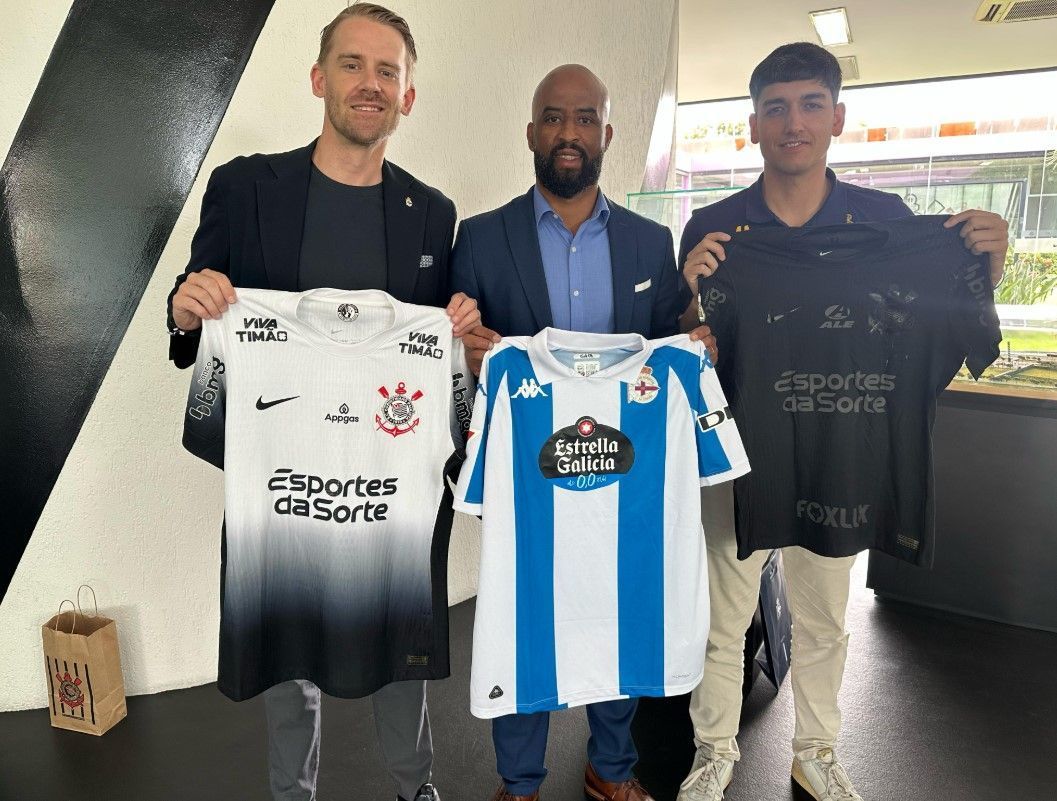 Corinthians recebe visita de representantes de clube espanhol; veja como foi