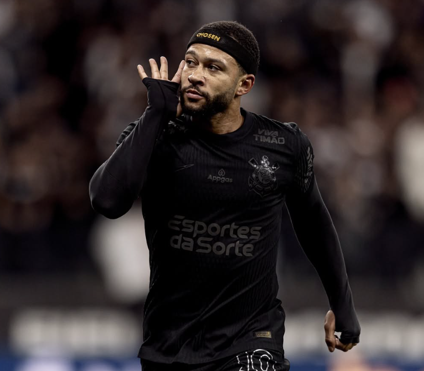 Memphis Depay, do Corinthians, provoca CBF após nova regra do Brasileirão