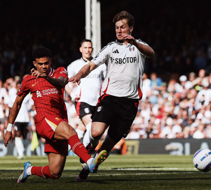 Líder da Premier League, Liverpool sofre virada e perde para o Fulham fora de casa