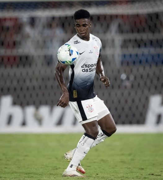 Corinthians liga alerta para defesa às vésperas de clássico contra o Palmeiras