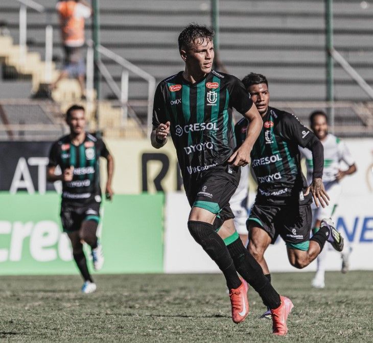 Corinthians faz consulta por atacante do Maringá; veja detalhes