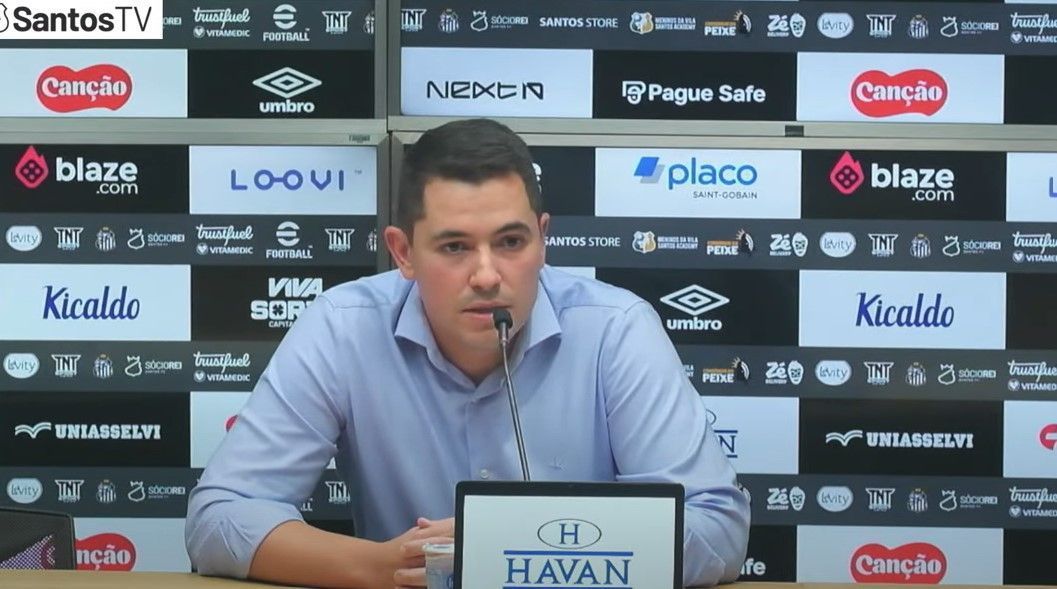 CEO do Santos lamenta saída de Caixinha e despista sobre Sampaoli
