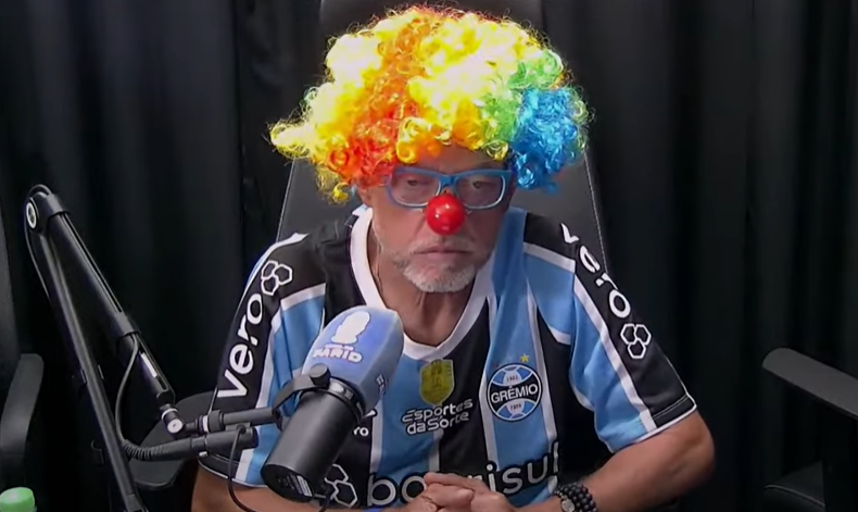 Farid se veste de palhaço em goleada e dispara: 'Maior vergonha da história do Grêmio'