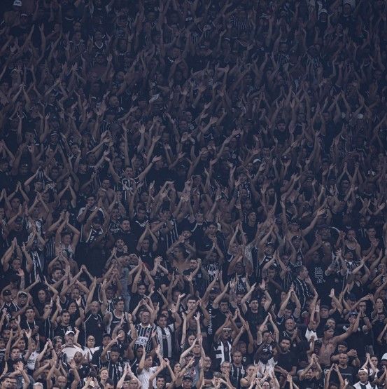 Presidente de organizada do Corinthians pede saída de Ramón: 'Insustentável'