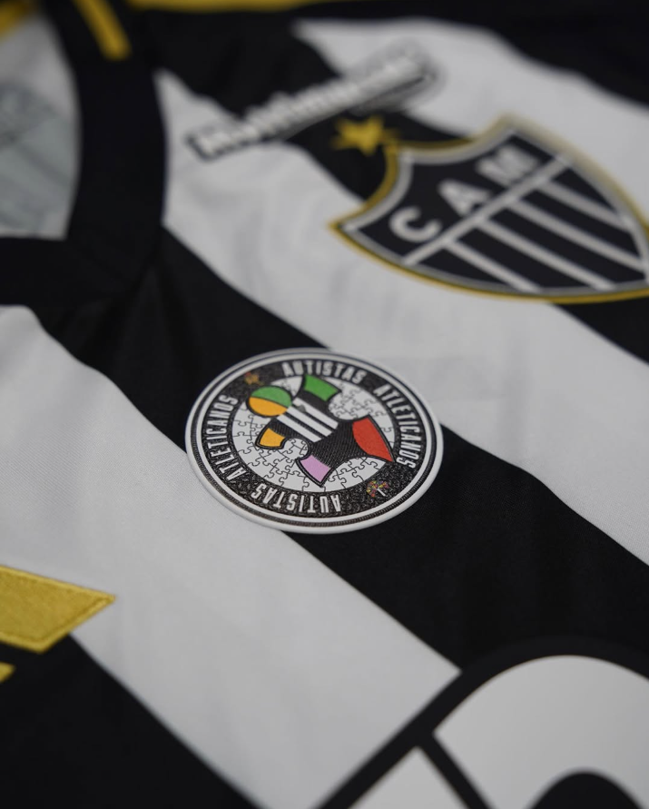 Atlético anuncia patch especial na camisa para jogo contra o Botafogo