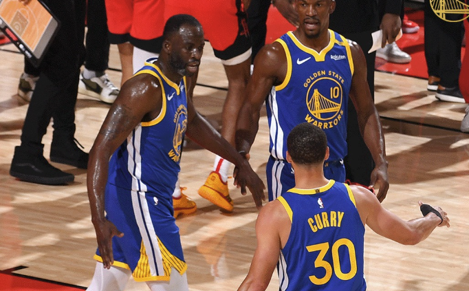Curry comanda, Warriors vencem Rockets e abrem vantagem nos playoffs da NBA