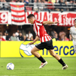 Botafogo joga mal, perde para Estudiantes e se complica na Libertadores