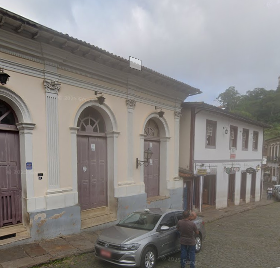 Moradora é atacada por cão de rua em Ouro Preto e denuncia abandono de animais: “Não sei nem a quem recorrer”