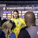 Jogador do Vasco revela ‘felicidade’ por grande atuação de Cássio, do Cruzeiro