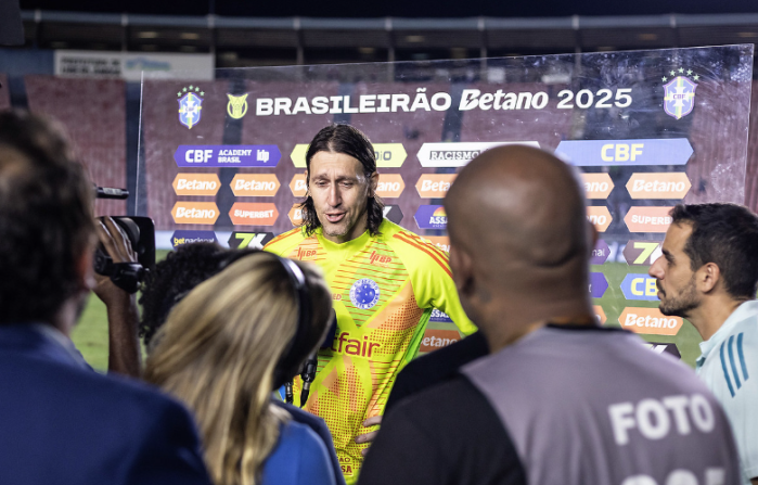 Cássio foi o grande destaque do Cruzeiro na vitória contra o Vasco