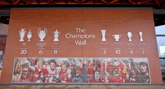 Galeria dos Campeões do Liverpool após título da Premier League 2024/25