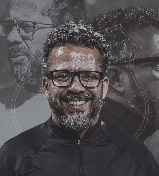 Santos anuncia contratação do técnico Cléber Xavier; veja detalhes