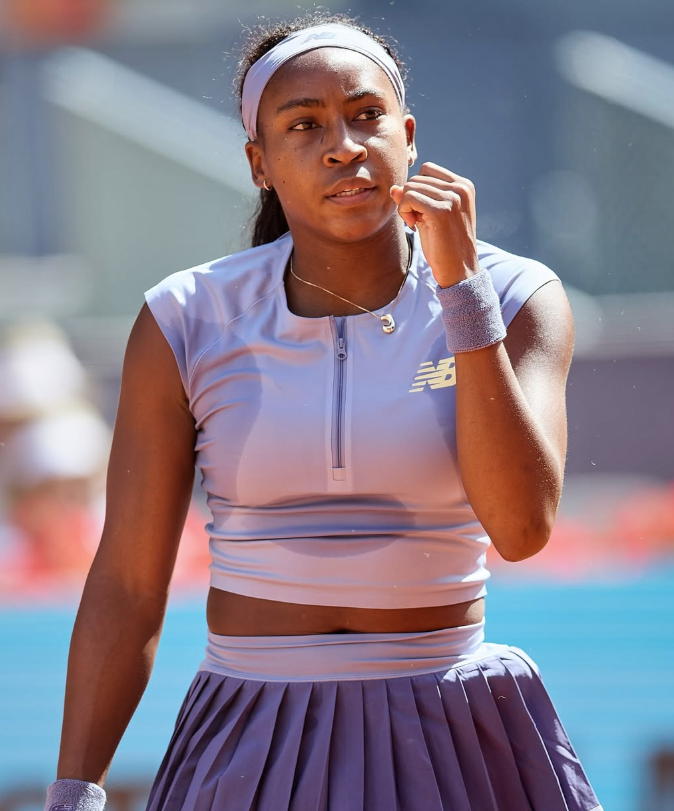 Tênis: Coco Gauff 'atropela' Iga Swiatek e vai à final do Madri Open