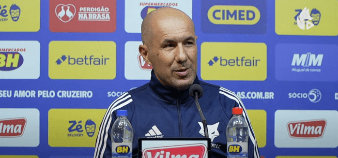 Leonardo Jardim, técnico do Cruzeiro Leonardo Jardim, técnico do Cruzeiro