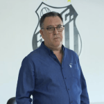 Presidente do Santos se pronuncia após protestos da torcida e pede paciência