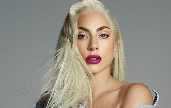Lady Gaga em Copacabana: cambistas cobram até R$ 5 mil por