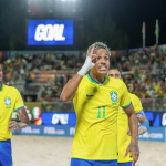 Brasil vence Itália e garante vaga antecipada nas quartas de final do Mundial de Futebol de Areia