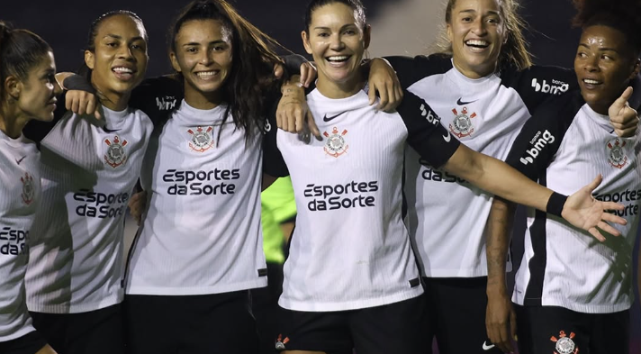 Corinthians atropela Bahia e sobe na tabela do Brasileiro Feminino
