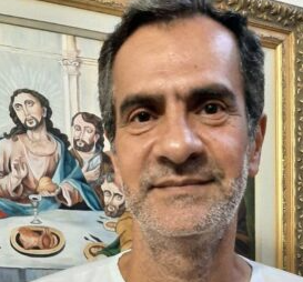 Terminal Turístico de Mariana recebe exposição do artista Arlindo Flausino