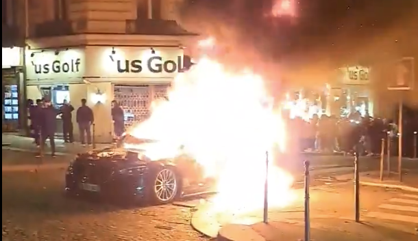 Caos em Paris: Polícia prende 43 torcedores do PSG após vaga na final da Champions