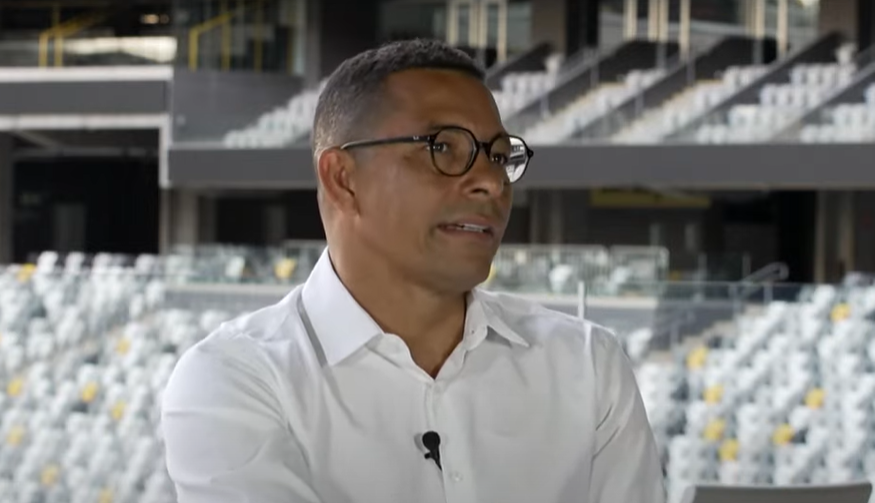 Gilberto Silva compara atual situação da Seleção Brasileira com a de 2002