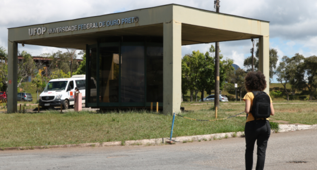 Servidores da UFOP aprovam paralisação nacional em três datas